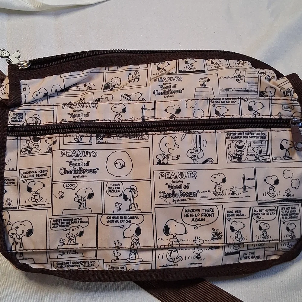 PEANUTS, HAPI+TAS Comic Print Messenger Bag - Black and Cream